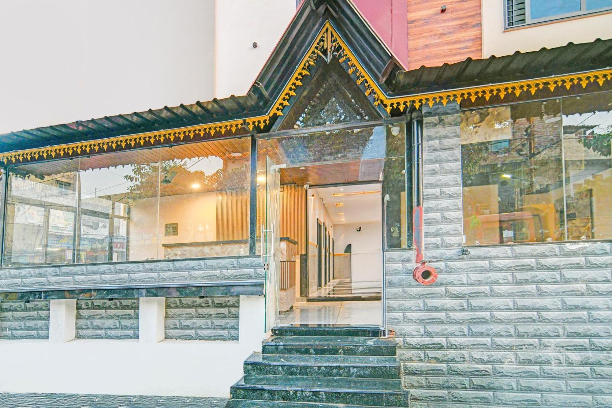 Super Collection O Mahakal Formerly Maharana Pratap Ujjain Exterior foto